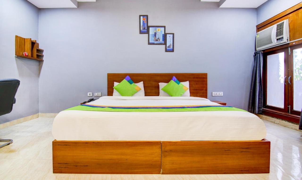 Treebo Trend Aashiyana Paradise Badshahpur Extérieur photo