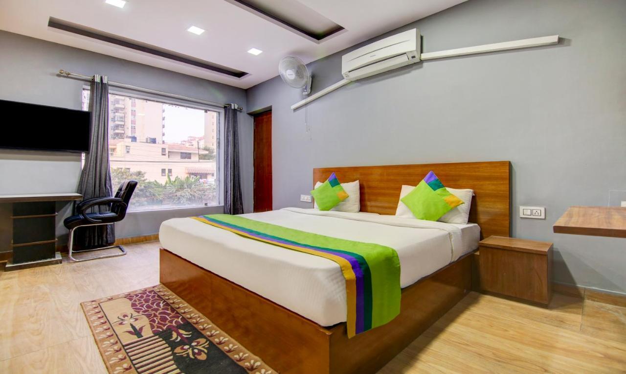 Treebo Trend Aashiyana Paradise Badshahpur Extérieur photo